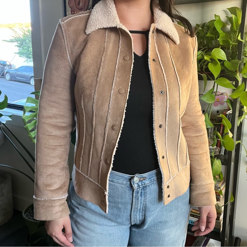 90s/2000s Vintage Inspired Faux-Suede Sherpa Jacket